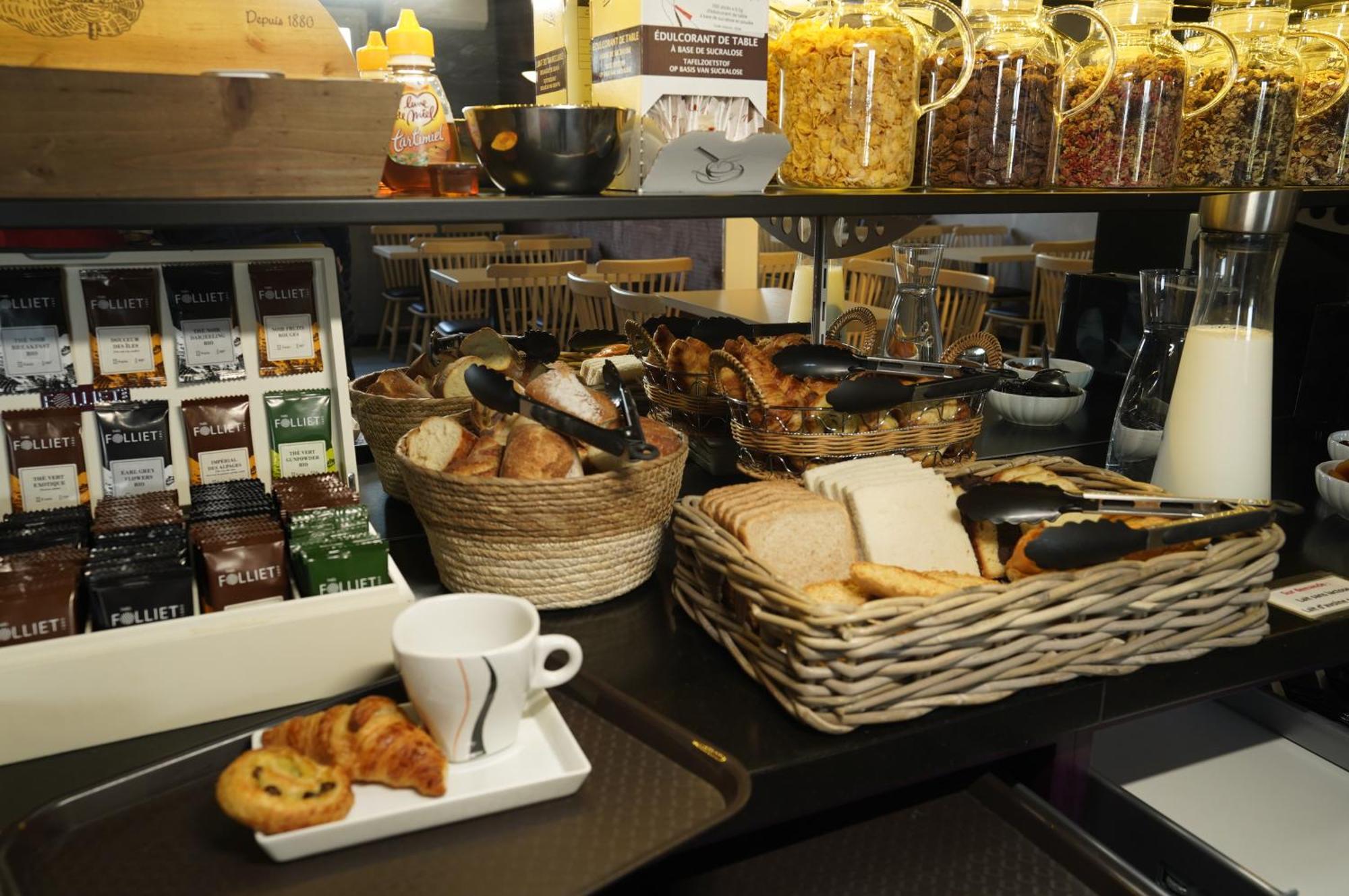Anais Hotel Bourges Nord Saint-Doulchard Экстерьер фото